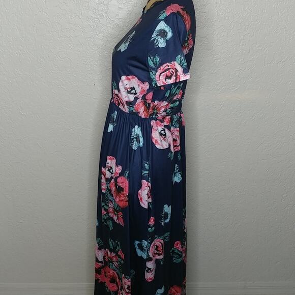 Floral Multicolored Maxi Dress - Picture 2 of 6